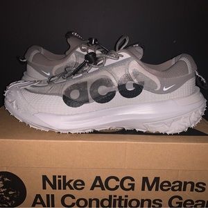 Nike ACG Mountain Fly 2 Low Size 11.5